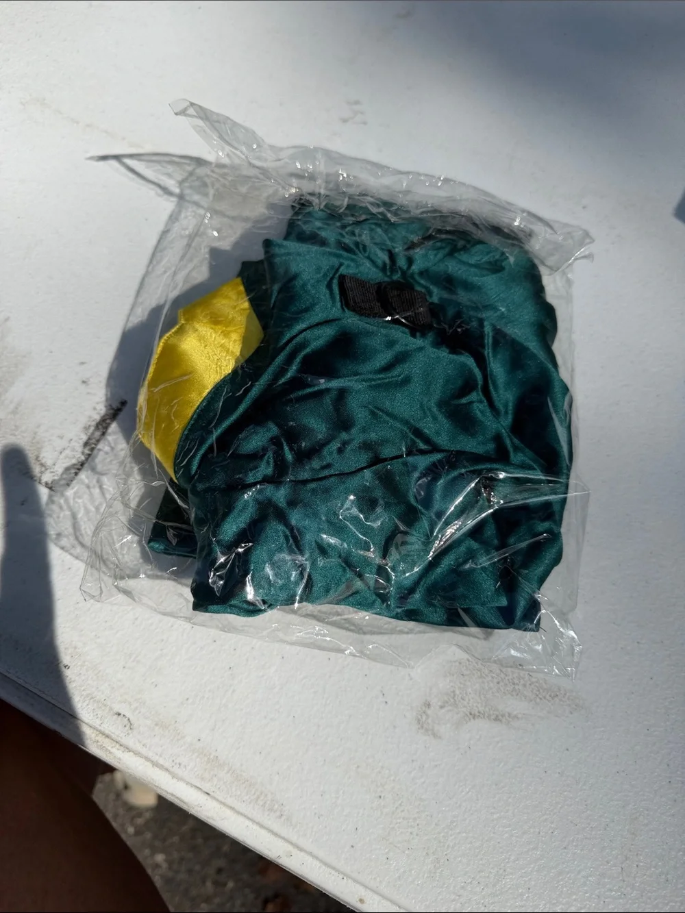 Green and Yellow Dog Graduation Costume with Cap no glasses new unused
